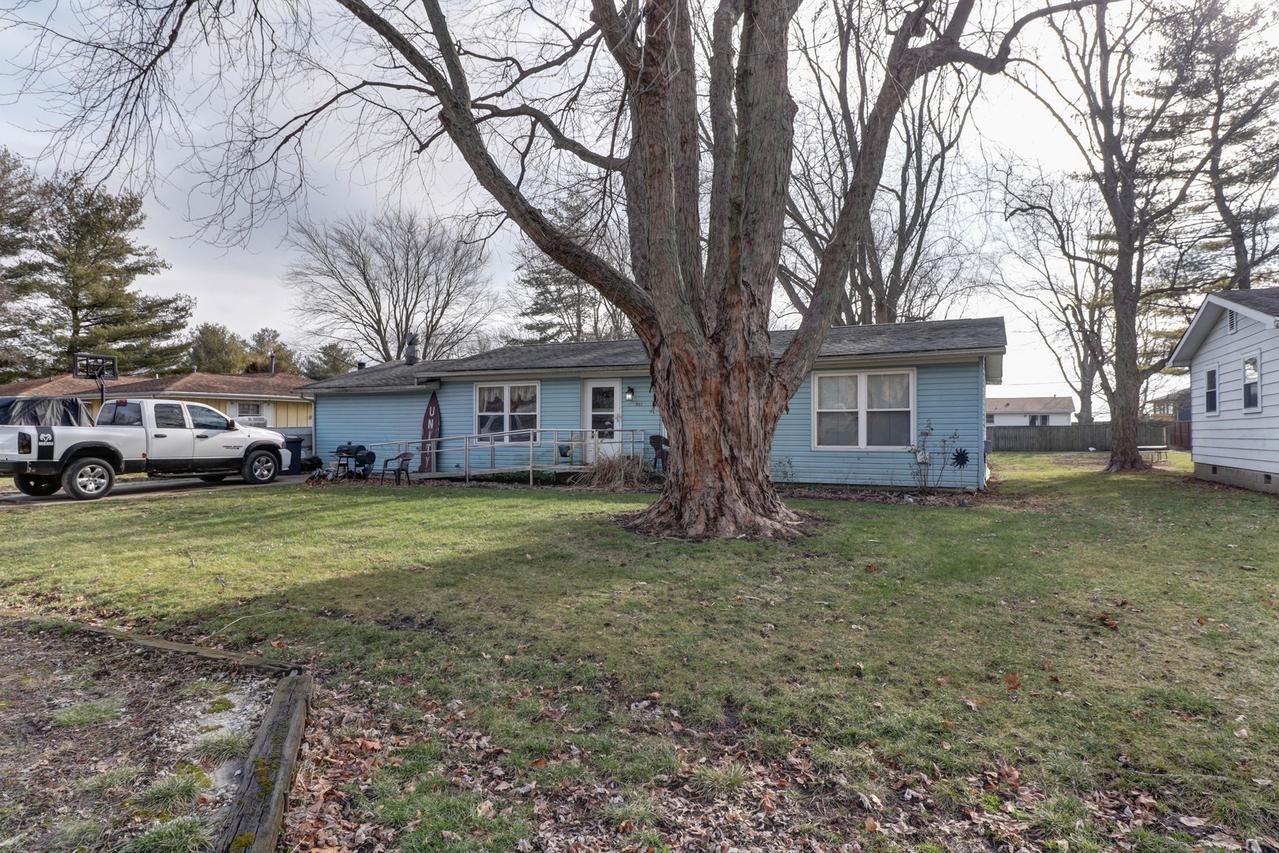 607 E Marshall St., Tolono, IL 61880