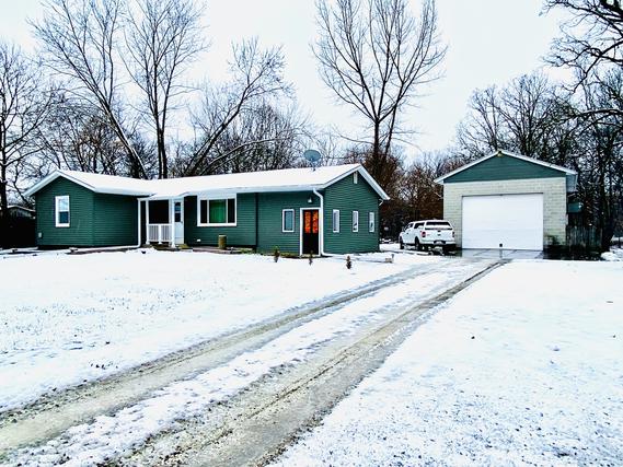 1920 W 235th St., Steger, IL 60475