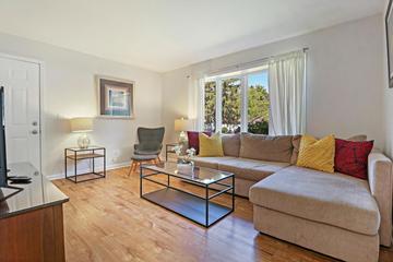 1326 Walnut St., Waukegan, IL 60085