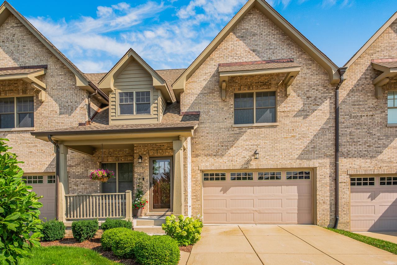 1308 Darien Path Way, Darien, IL 60561