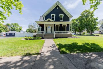 1011 5th St., Mendota, IL 61342