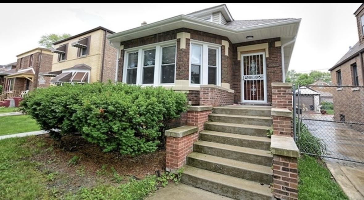 [Address Hidden by Seller], Chicago, IL 60628