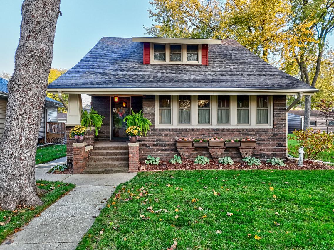 1452 Birchlawn Pl., Ottawa, IL 61350