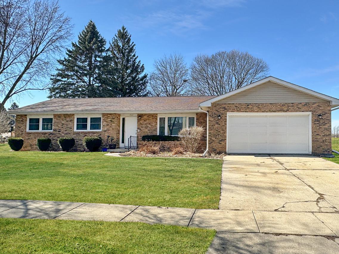 1414 Brookside Dr., Rochelle, IL 61068