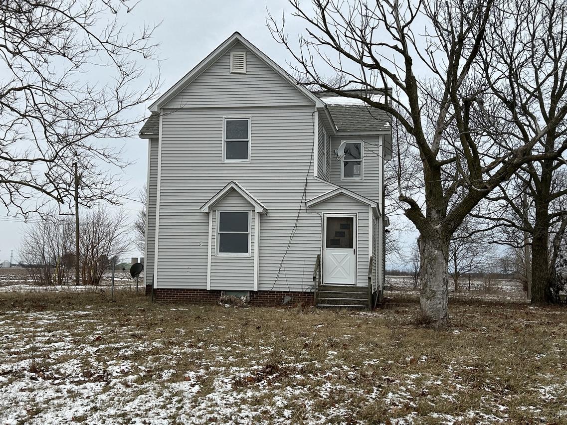 1727 County Road 2500, St. Joseph, IL 61873