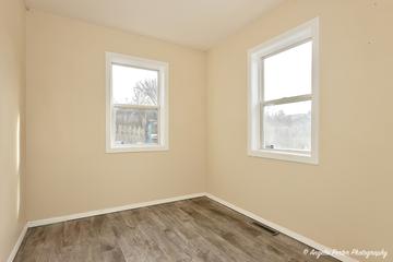 505 W Highland Ter., Round Lake Beach, IL 60073