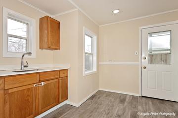 505 W Highland Ter., Round Lake Beach, IL 60073