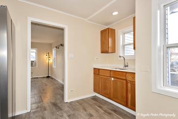 505 W Highland Ter., Round Lake Beach, IL 60073