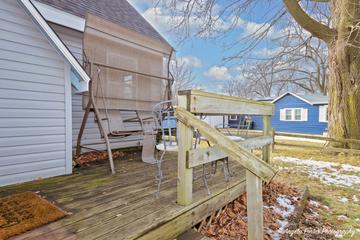 505 W Highland Ter., Round Lake Beach, IL 60073