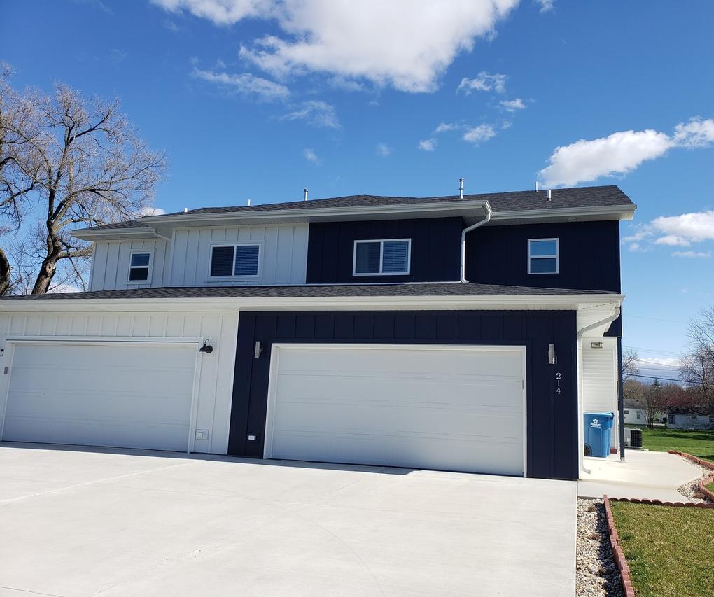 214 W River St., Bourbonnais, IL 60914