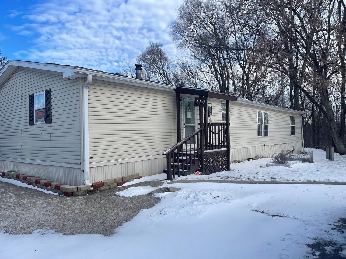 38569 Sheridan Rd., Beach Park, IL 60087