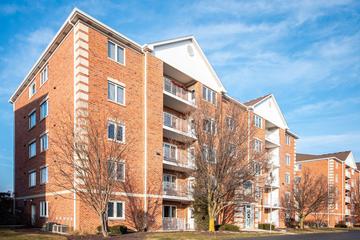 5500 W 115th St. #303, Oak Lawn, IL 60453