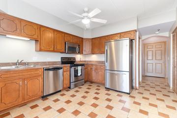 5500 W 115th St. #303, Oak Lawn, IL 60453