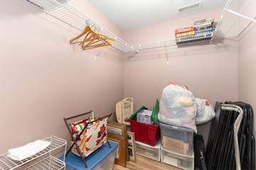 5500 W 115th St. #303, Oak Lawn, IL 60453