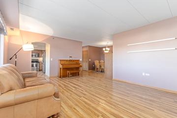 5500 W 115th St. #303, Oak Lawn, IL 60453