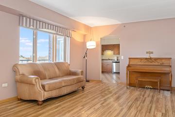 5500 W 115th St. #303, Oak Lawn, IL 60453