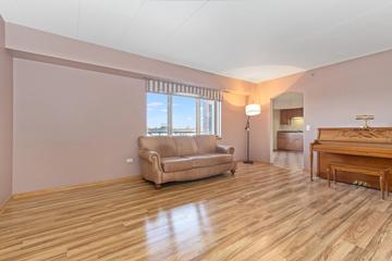 5500 W 115th St. #303, Oak Lawn, IL 60453