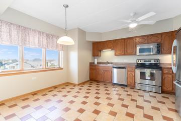 5500 W 115th St. #303, Oak Lawn, IL 60453
