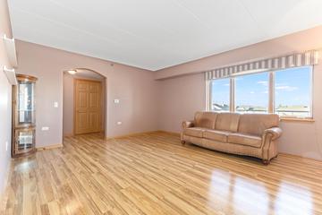 5500 W 115th St. #303, Oak Lawn, IL 60453