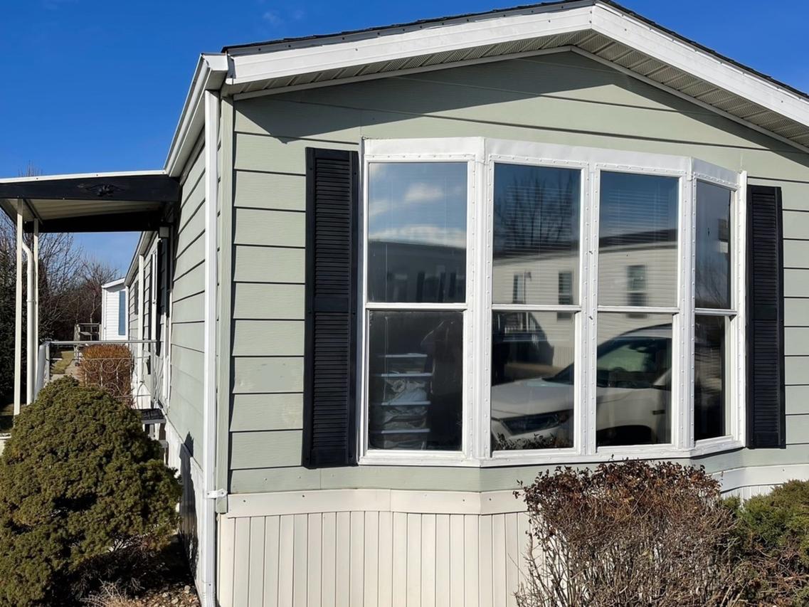 27W370 Geneva Rd. #91, West Chicago, IL 60185