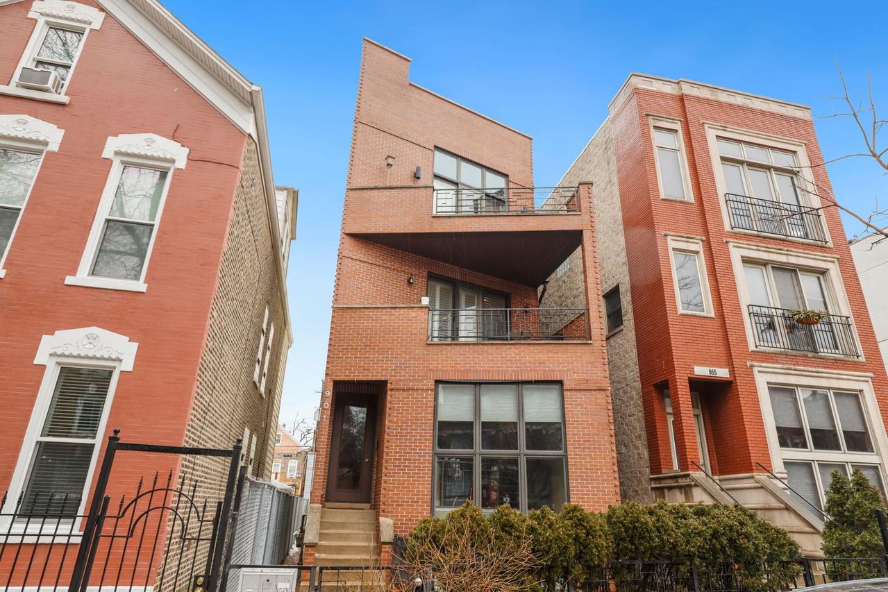 901 N Wood St. #3, Chicago, IL 60622