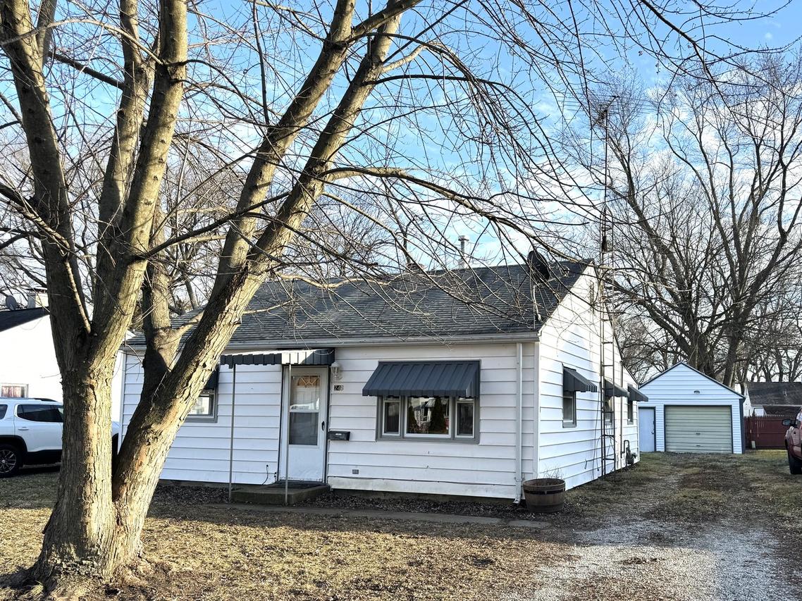 245 Arcadia Dr., Rantoul, IL 61866