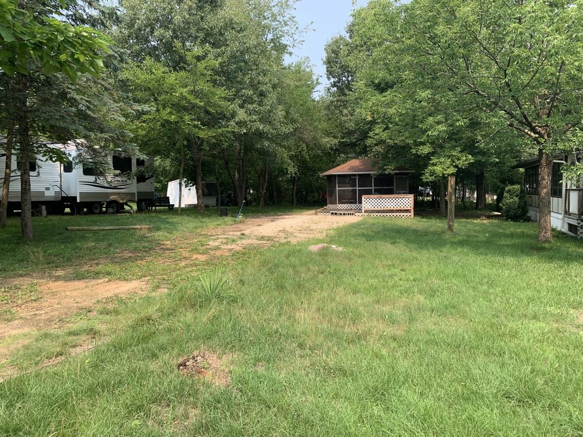 27/91 Woodhaven, Sublette, IL 61367