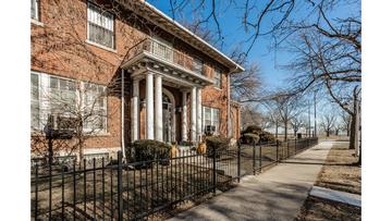 6756 S South Shore Dr., Chicago, IL 60649