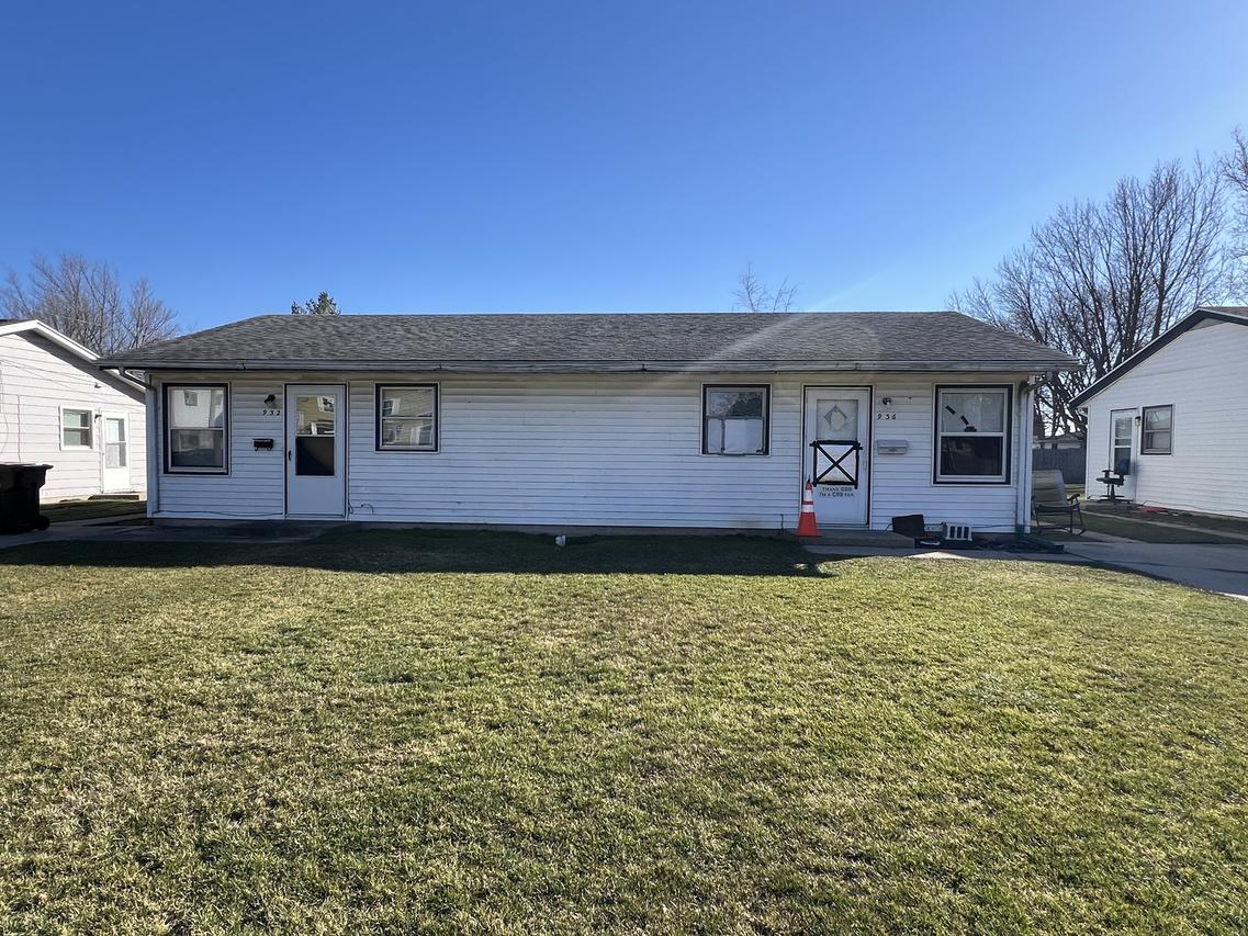 932-936 Garfield Dr., Rochelle, IL 61068