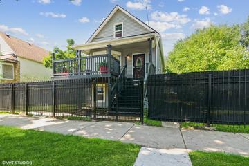 8414 S Colfax Ave., Chicago, IL 60617