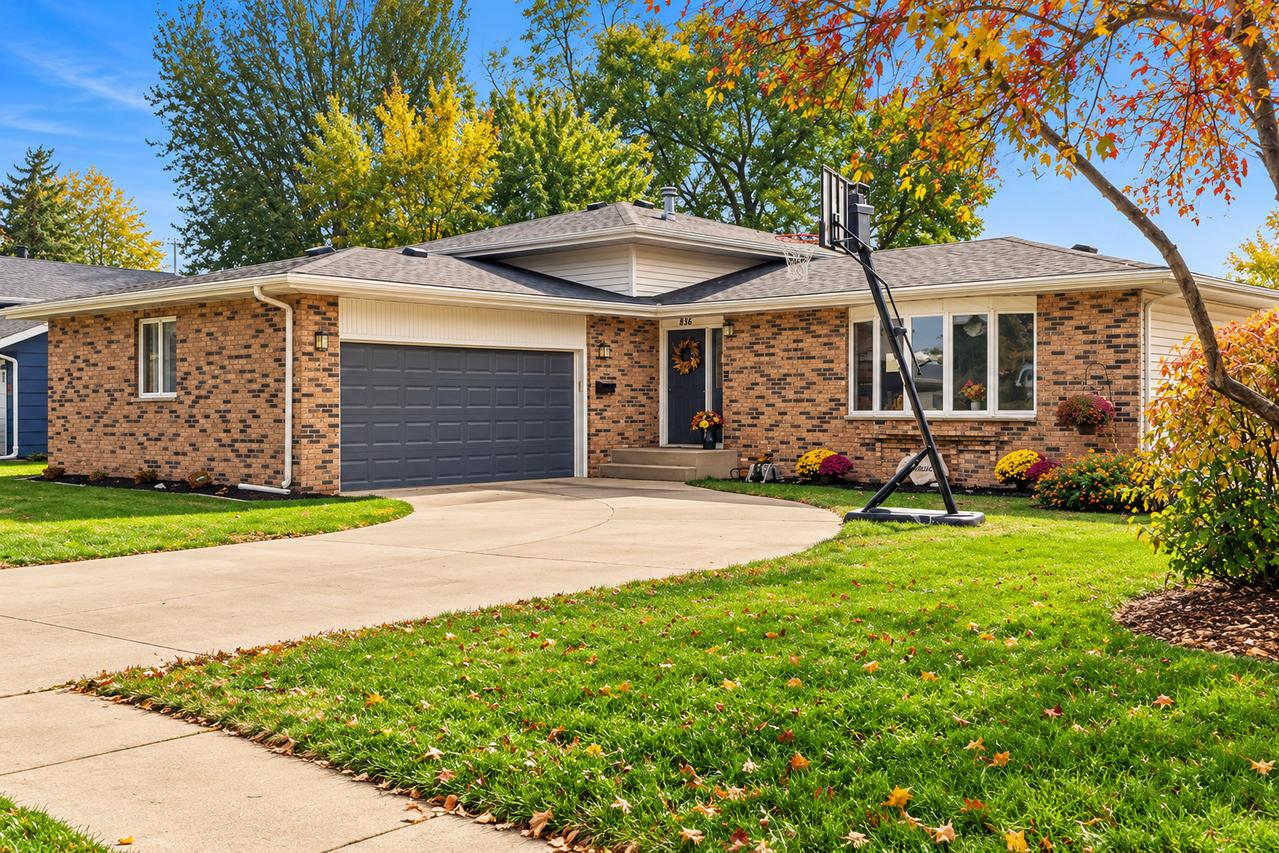434 Francis St., Bourbonnais, IL 60914