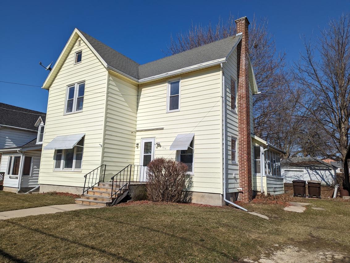 814 W Cottonwood St., Freeport, IL 61032