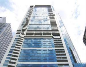 340 E Randolph St. #P2-1, Chicago, IL 60601