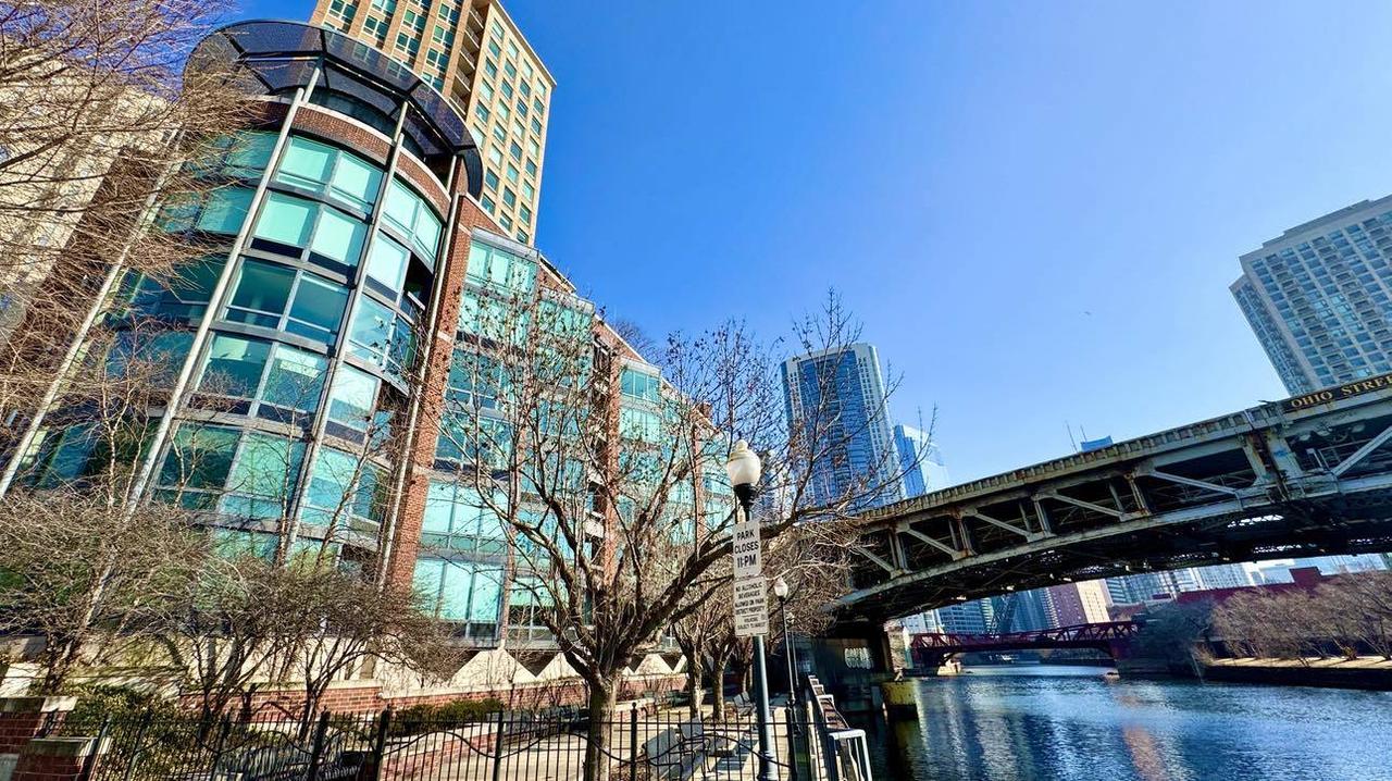 600 N Kingsbury St. #506, Chicago, IL 60654