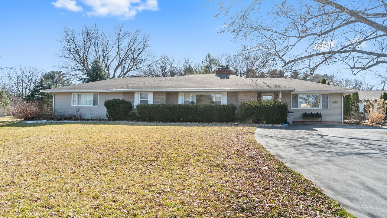 271 W Margaret Fuller Rd., Oregon, IL 61061