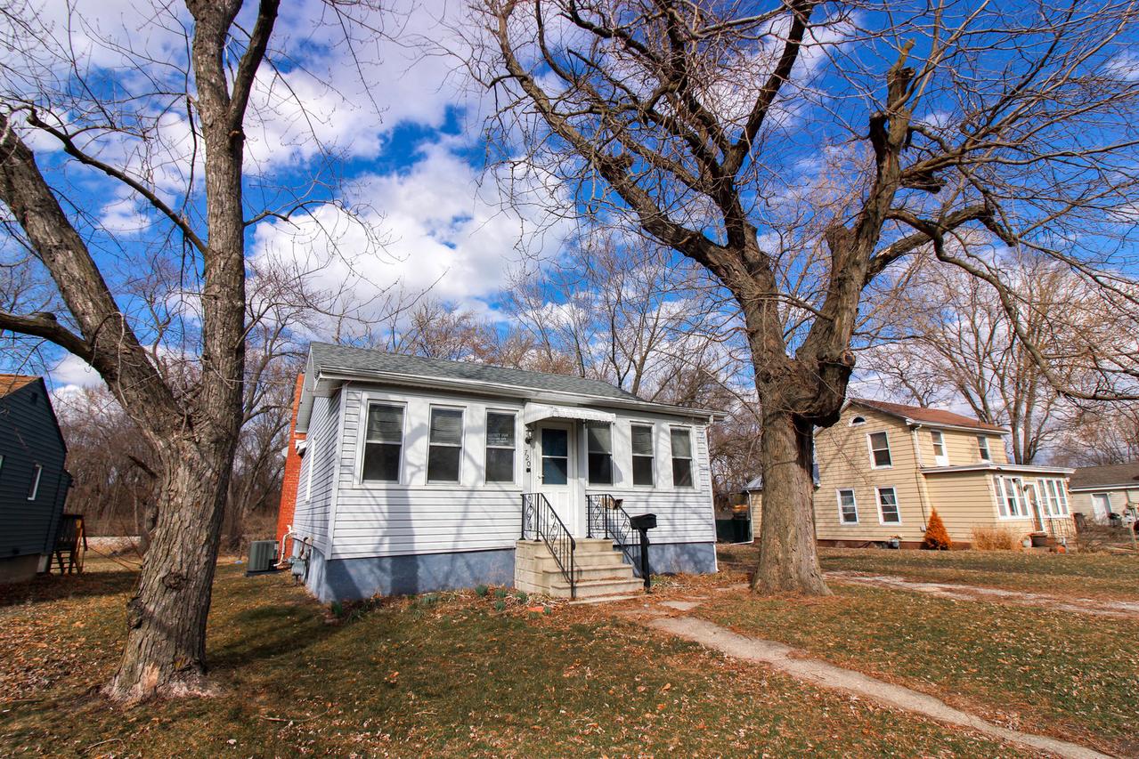 720 W Superior St., Ottawa, IL 61350