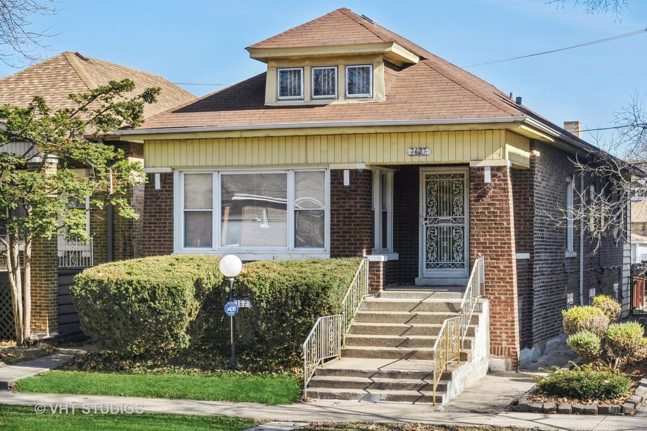 7627 S Ridgeland Ave., Chicago, IL 60649