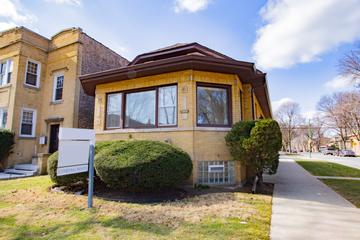 5858 N Rockwell St., Chicago, IL 60659