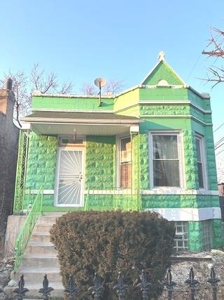 4014 W Cullerton St., Chicago, IL 60623