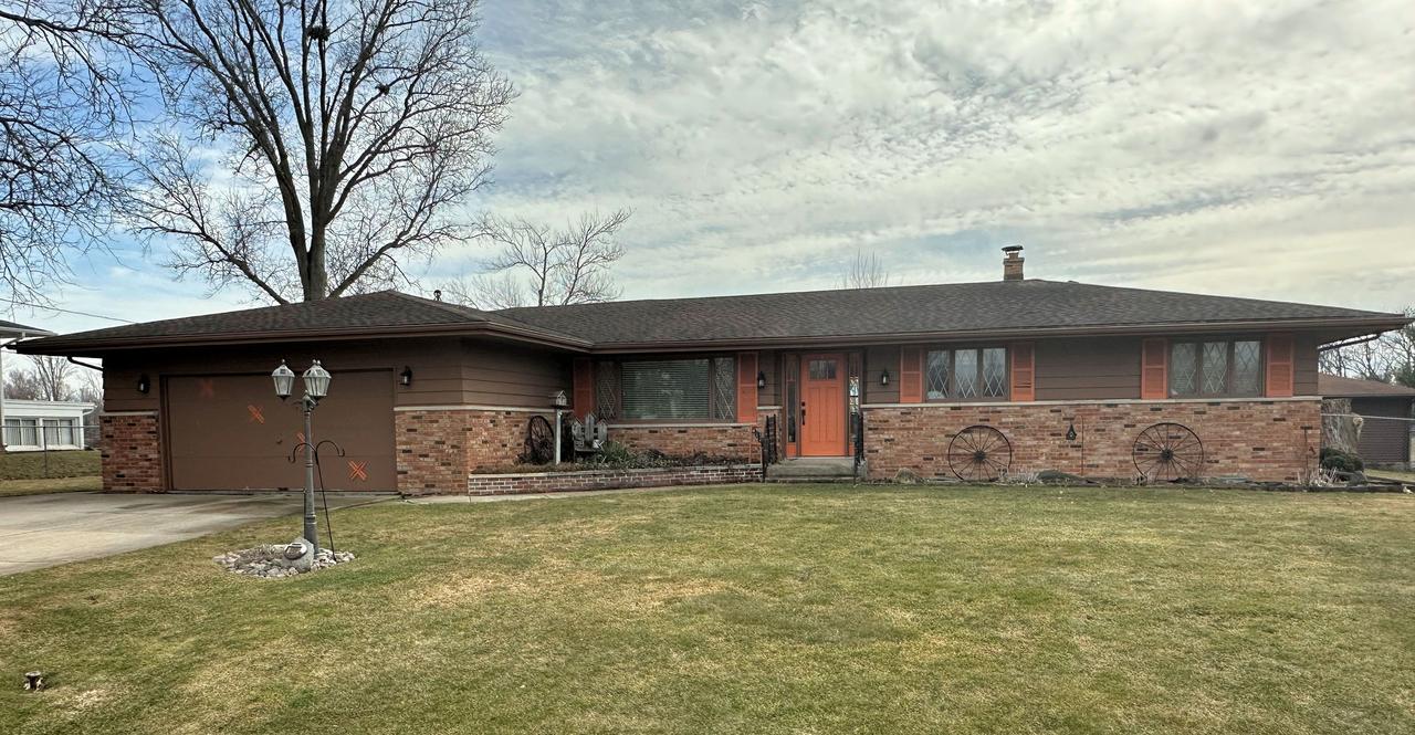 506 John St., Steward, IL 60553