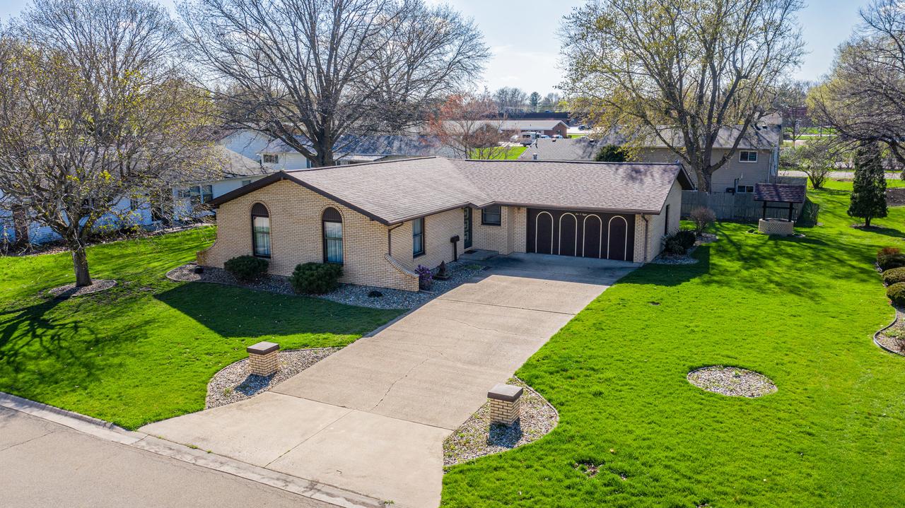 508 S 8th St., Princeton, IL 61356