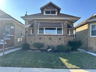 10042 S Emerald Ave., Chicago, IL 60628