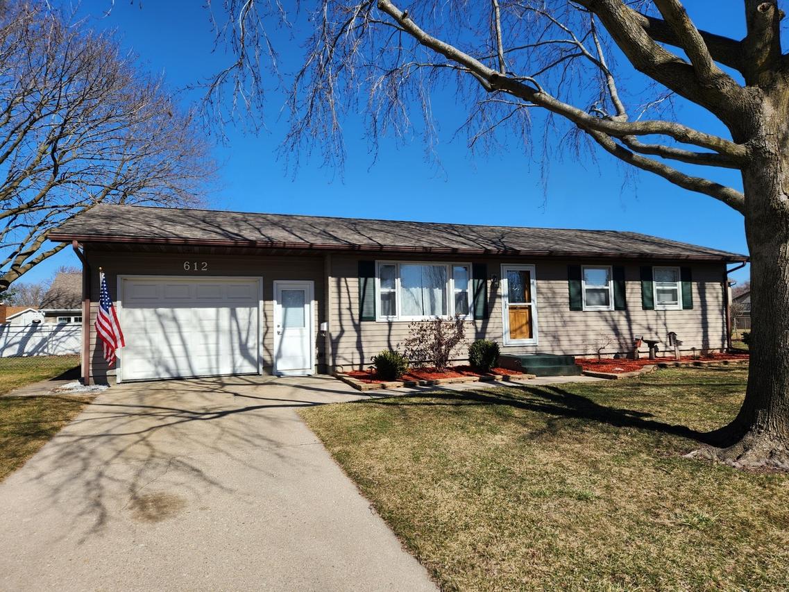 612 W 12th St., Rock Falls, IL 61071