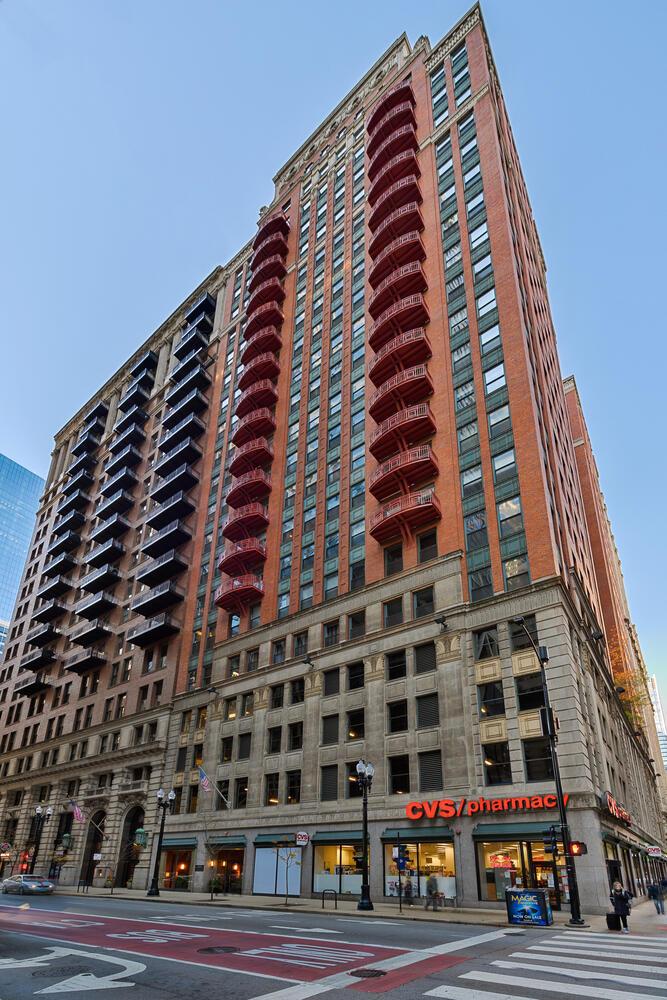 208 W Washington St. #2106, Chicago, IL 60606