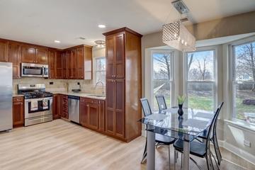 53 Knightsbridge Ct., Mundelein, IL 60060