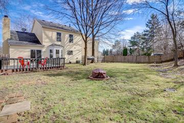 53 Knightsbridge Ct., Mundelein, IL 60060