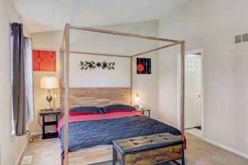 53 Knightsbridge Ct., Mundelein, IL 60060