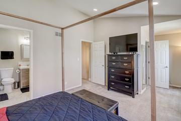 53 Knightsbridge Ct., Mundelein, IL 60060