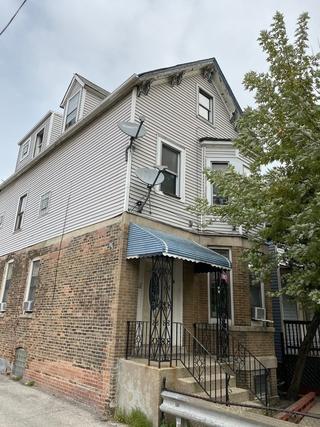 2728 W Belden Ave., Chicago, IL 60647