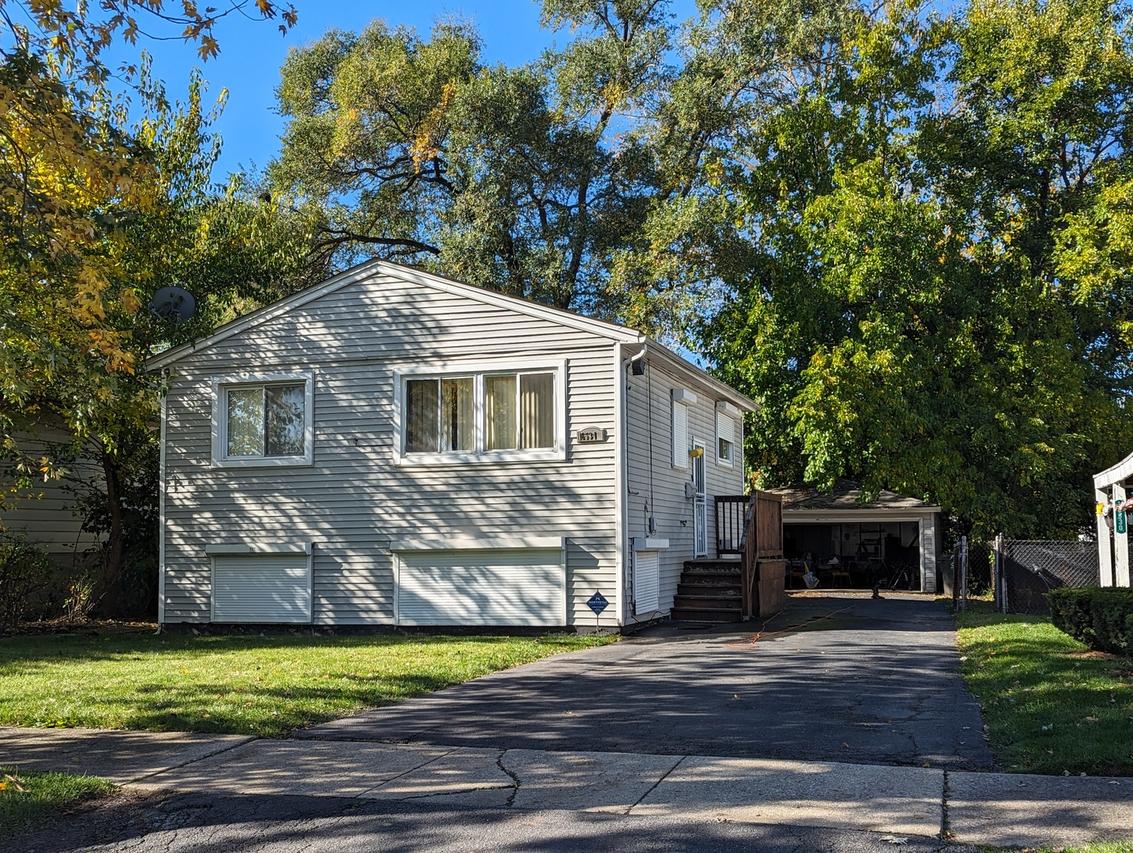 [Address Hidden by Seller], Markham, IL 60428